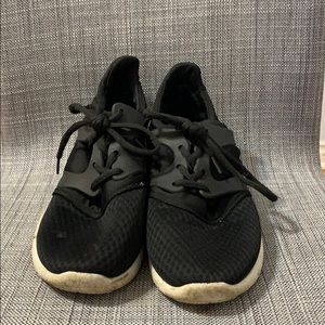Black Sneakers